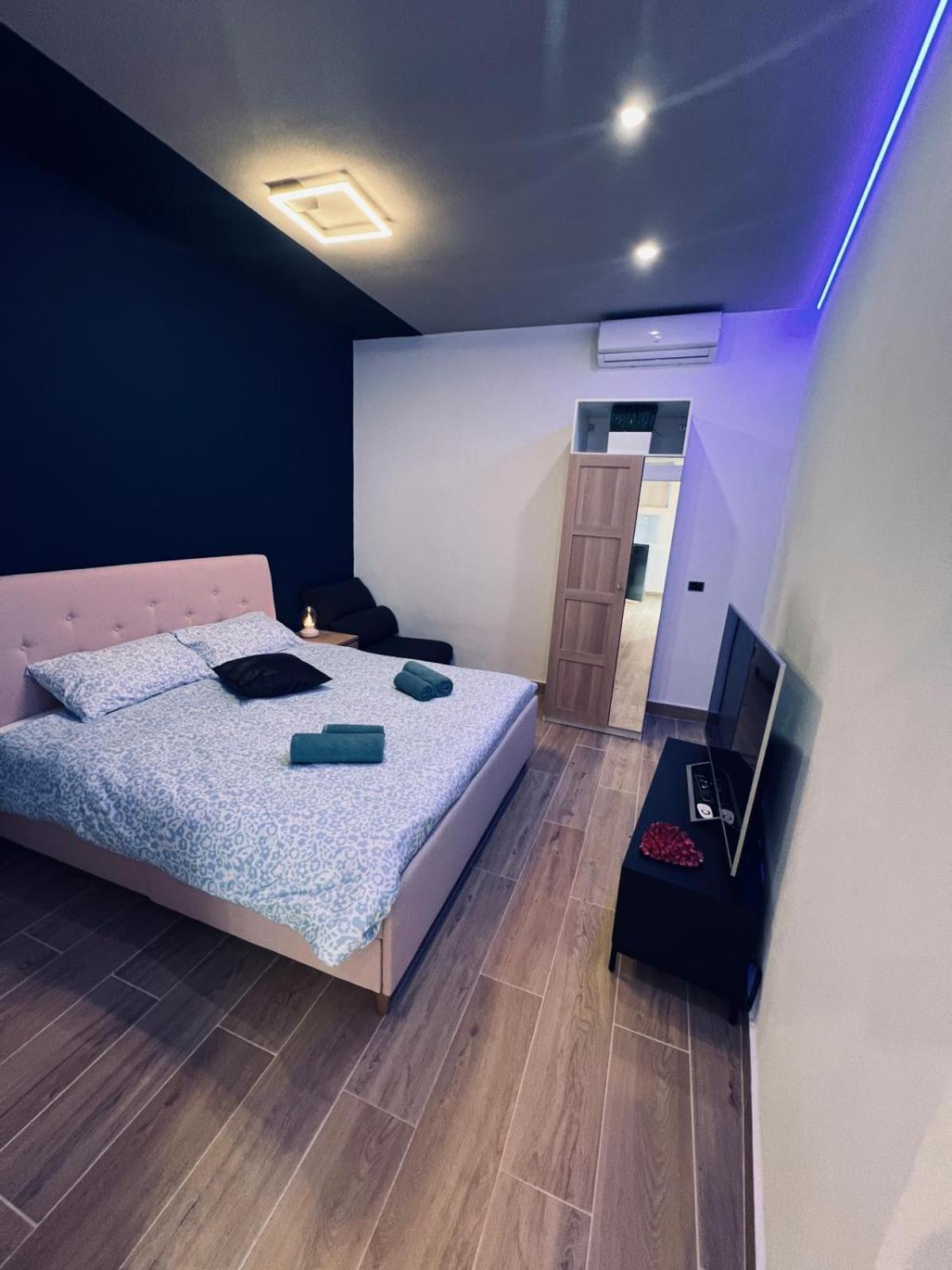 King House B&B カターニア エクステリア 写真